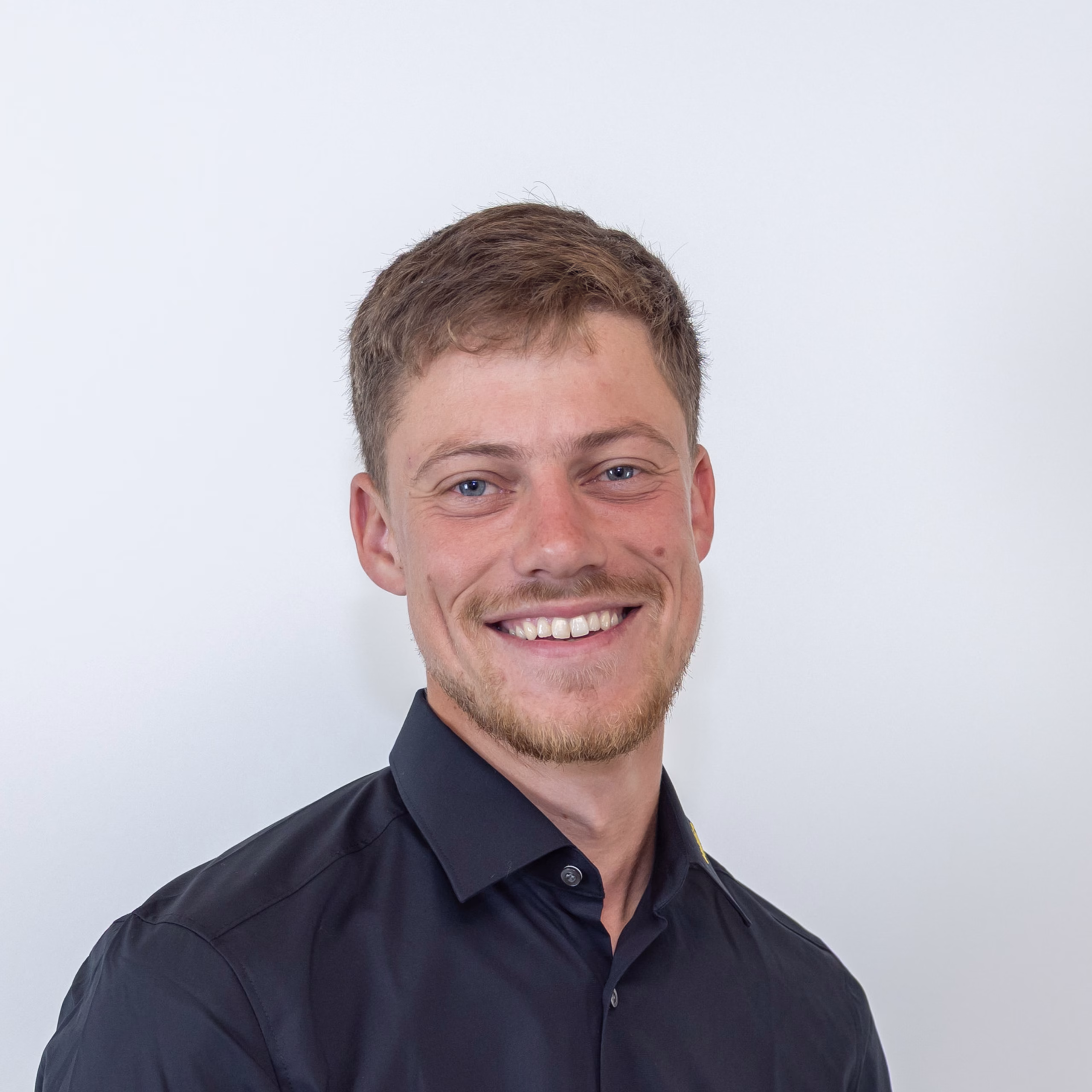 Ansprechpartner 26 Jonathan Stein